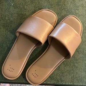 A new day size 9 nude sandals